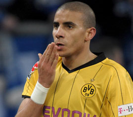 Borussia Dortmund striker Mohammed Zidan revealed that he has received offers from both Saudi League champions Al Hilal and an Emirates team to sign him ... - mohamed-zidan-egypt
