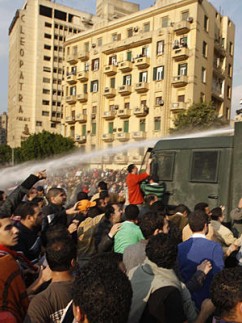 Police attack, protesters, Egypt,JAN 25