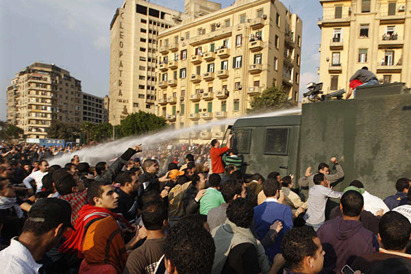 Police attack, protesters, Egypt,JAN 25