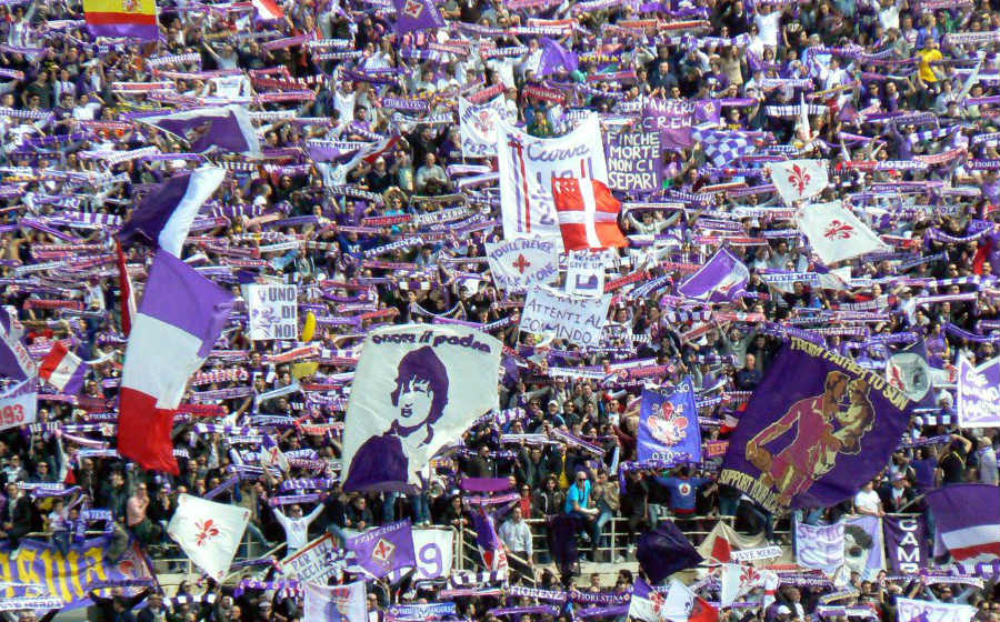 Fiorentina fans and Mohamed Salah